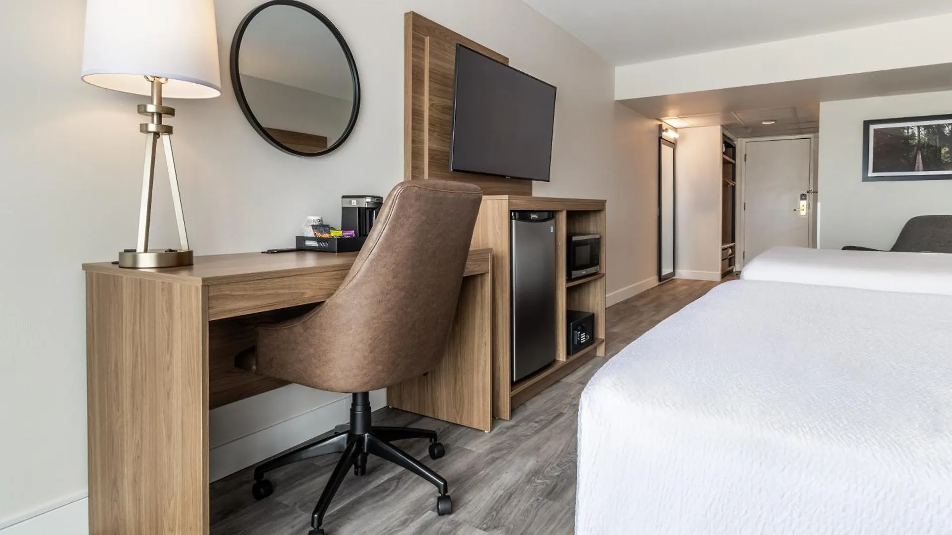 Atrium Hotel Vancouver