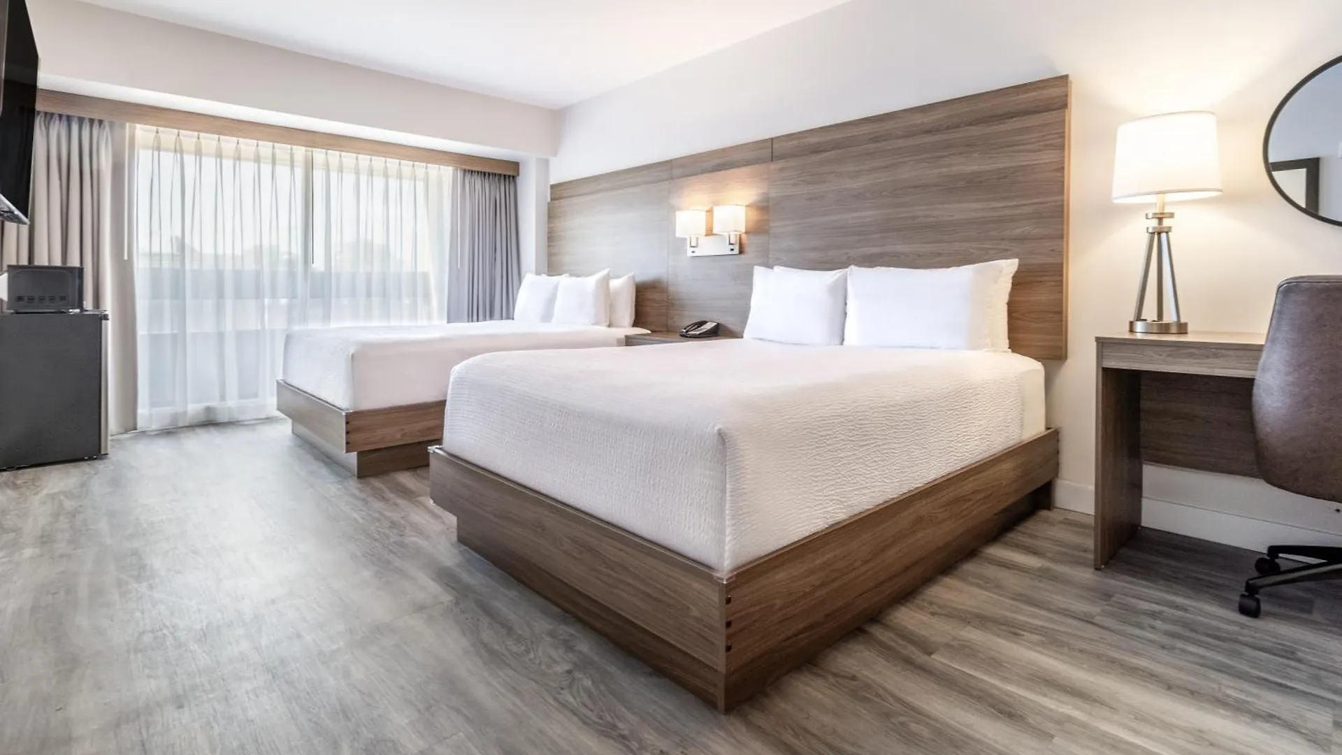 Atrium Hotel Vancouver